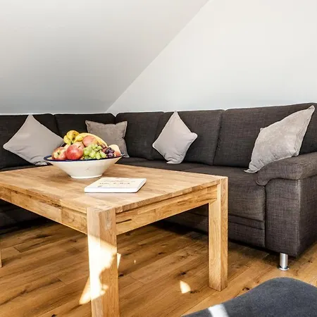 Und Muh Apartment *